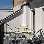 Hotell New Opera 4*