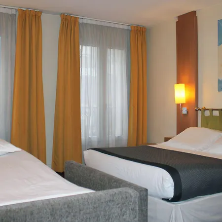 New Opera Hotel 4*