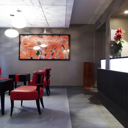 New Opéra Hotel