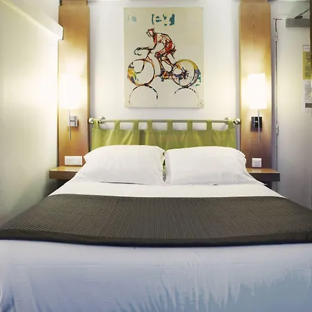 New Opera Hotel