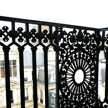 New Opera Hotel