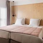 New Opera Hotel
