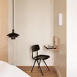 New Opera Hotel