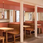 New Opera Hotel